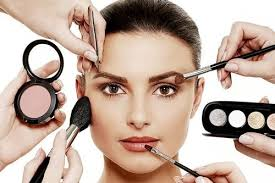 CERTIFICATE IN BEAUTICIAN ( 1 year)